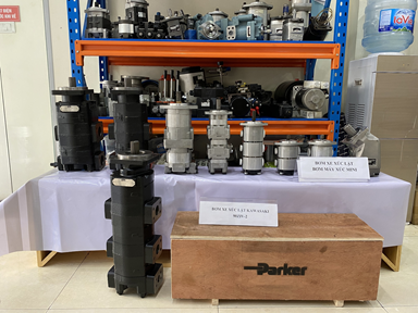 Bơm bánh răng 3 tầng PGP Parker cho xe cuốc Yanmar YB35